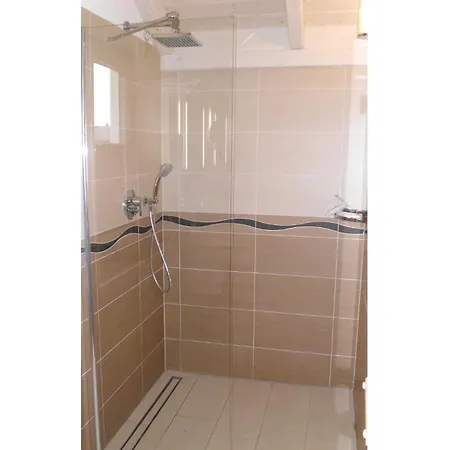 Stunning In With Kitchen *